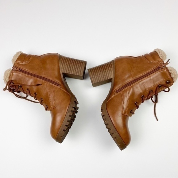 Cognac brown booties with Sherpa lining trim - Picture 9 of 16